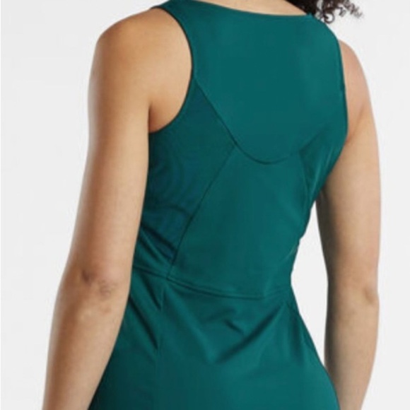 TITLE NINE- Freelance Dress Solid Fit& Flare V Neck Romper Athletic Gorp Skort - Picture 7 of 16